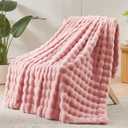 NEWCOSPLAY Faux Fur Twin Blanket Pink Bubble Blanket Thick Warm Soft for Couch Sofa Bed 550GSM (Pink, Twin(60"x80"))
