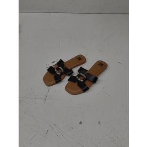 SN New York Ariana Black Size 9