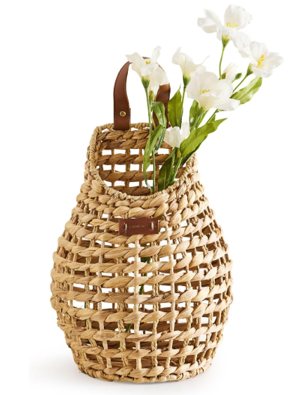 Woven Front Door Basket Water Hyacinth Wall Hanging Basket Decorative Boho Mounted Organizer for Dried Flower Plants Storage Basket for Garden, Home, and Farmhouse Décor