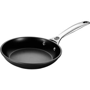 Le Creuset Toughened Nonstick PRO Fry Pan, 8" Le Creuset Toughened Nonstick PRO Fry Pan, 8"