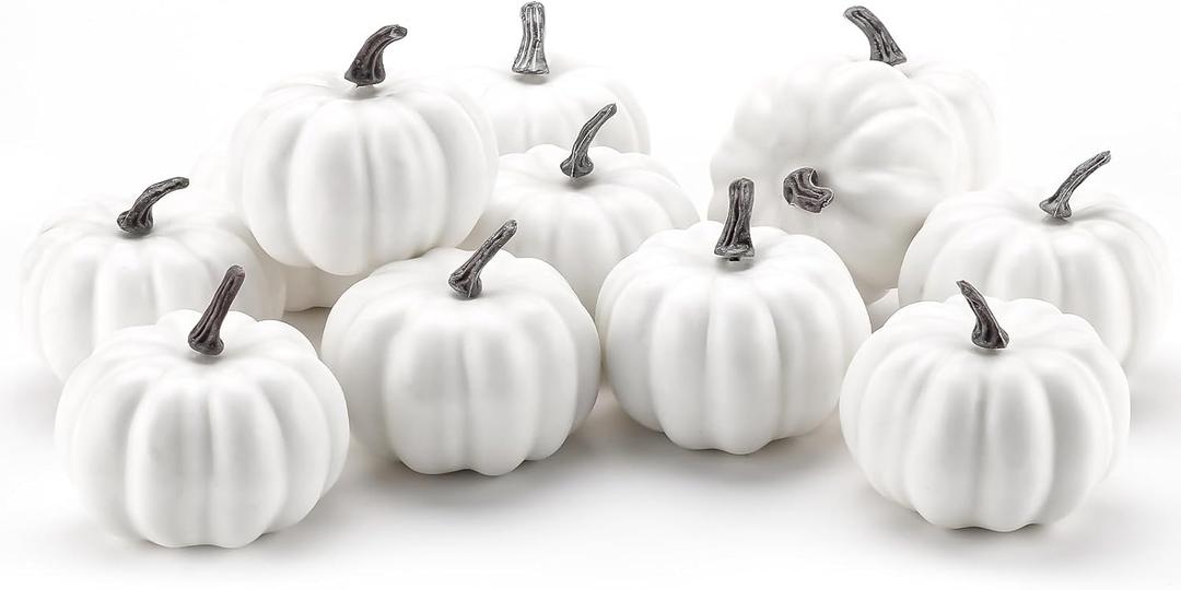 GlyinnHe 12 PCS Halloween White Artificial Pumpkins Lifelike Mini Fake Rustic Fall Harvest Foam Pumpkin Decoration for Halloween Party Thanksgiving Fall Autumn Home Party Supply3.1Inch
