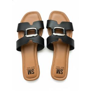 SM New York Ariana Black Size 7