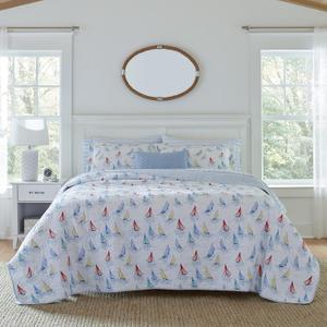 Laura Ashley - King Quilt Set, Cotton Reversible Bedding with Matching Shams, Home Decor Ideal for All Seasons (Ahoy Blue, King)