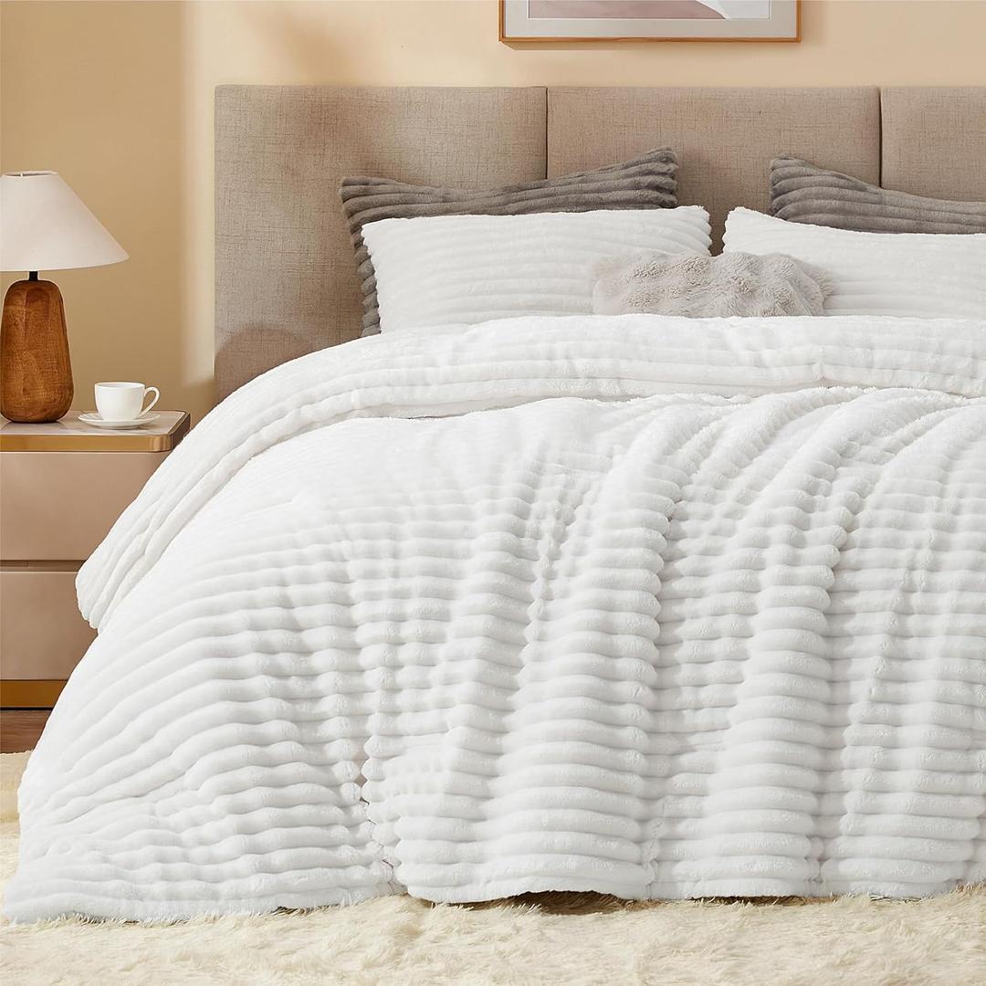 BEDELITE Fleece Queen Comforter Set -Super Soft & Warm Fluffy  White Bedding, Luxury Fuzzy Heavy Bed Set for Winter with 2 Pillow Cases
