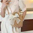 Hand - woven straw tote bags with bow decorations. They have shoulder straps, are convenient and compact, and are stylish small backpacks. They are suitable for vacations, dinners, beaches, camping