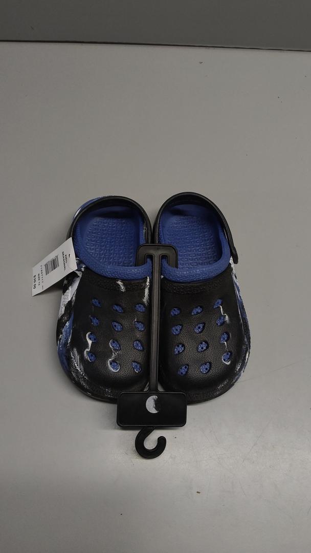 Kids crocs Size 13