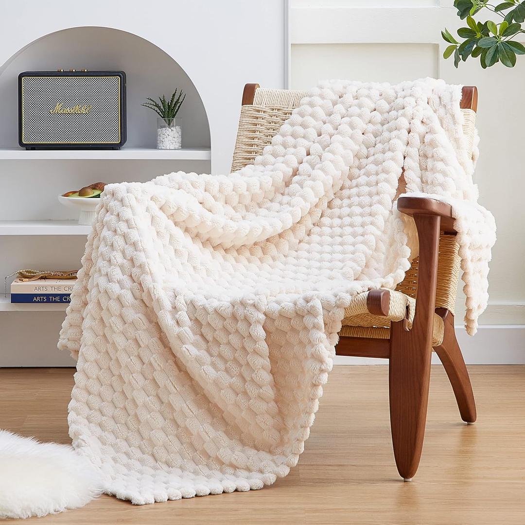 EXQ Home Fleece Throw Blanket for Couch or Bed - 3D Imitation Turtle Shell Jacquard Decorative Blankets - Cozy Soft Lightweight Fuzzy Flannel Blanket Suitable for All Seasons(50"60",Beige)