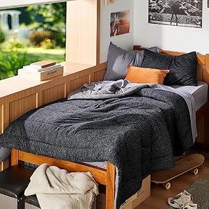 Bedsure Twin/ Twin XL Comforter Set, Cooling & All-Season Bedding, Black