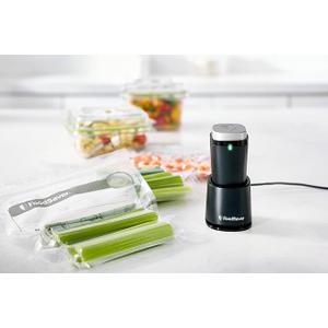 FoodSaver FS1197 Vacuum Sealer Portable 6-Piece Black Cordless Food Saver
