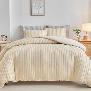 WARMDERN Tufted Duvet Cover Set King Size, Khaki Striped Textured Boho Bedding Set, 3 Pcs Ultra Soft Washed Microfiber Duvet Cover with Zipper Closure (Khaki)