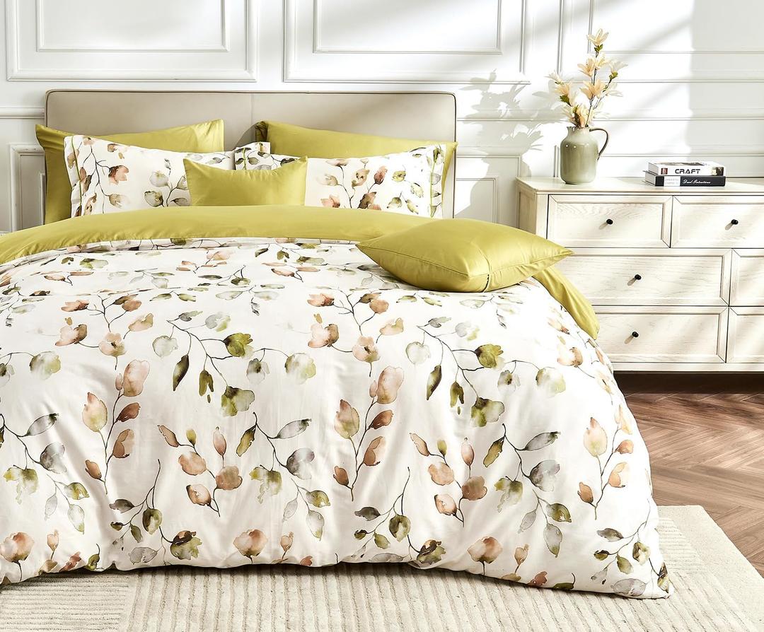 SLEEPBELLA Luxury 600 Thread Count Cotton Sateen Queen Size Duvet Cover Set, Buttery Soft & Silky Breathable Bedding, Reversible Light Green and Yellow Botanical Quilt Cover with Button Closure