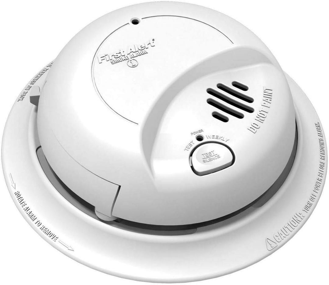 First Alert 9120B Smoke Detector, Hardwired Alarm with Battery Backup, 6-Pack, Exp Date 11/2035