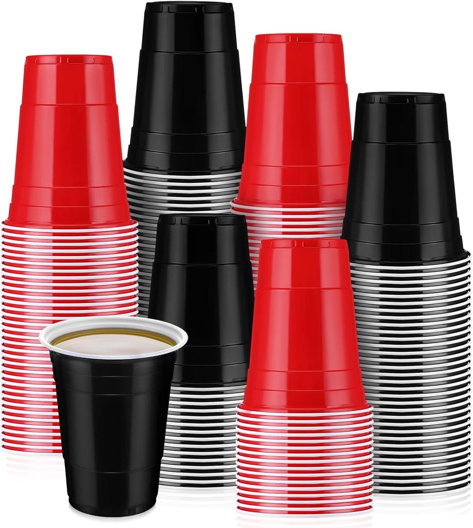 50 Pcs 16 oz Plastic Cups Bulk Disposable Plastic Party Cups for Graduation Wedding Birthday New Year Theme Party (Black,Red)