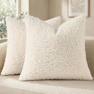 decorUhome Pack of 2 Throw Pillow Covers 22x22 Inch, Faux Fur Decorative Sherpa Pillow Covers Fuzzy Accent Soft Sheepskin Fleece Pillow Cases for Couch Living Room Bed, Neutral Cream