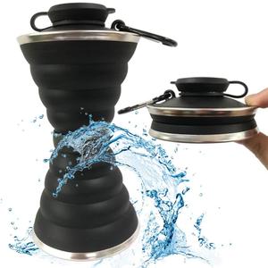 Collapsible Water Bottle, Camping Cup With Carabiner, Reuseable Silicone Foldable Leak Proof Portable Sports Travel Water Bottles For Outdoor, Travel Gym Hiking, BPA Free, Cycling Cups with Carabiner (Black)
