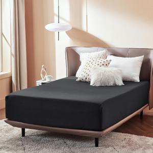 Bedsure Fitted Sheet Queen Size Only - Brushed Microfiber Bed Sheets, Ultra Soft & Breathable, Fade Resistant & Easy Care (Green, 60x80+16 Inches, 1 Piece)