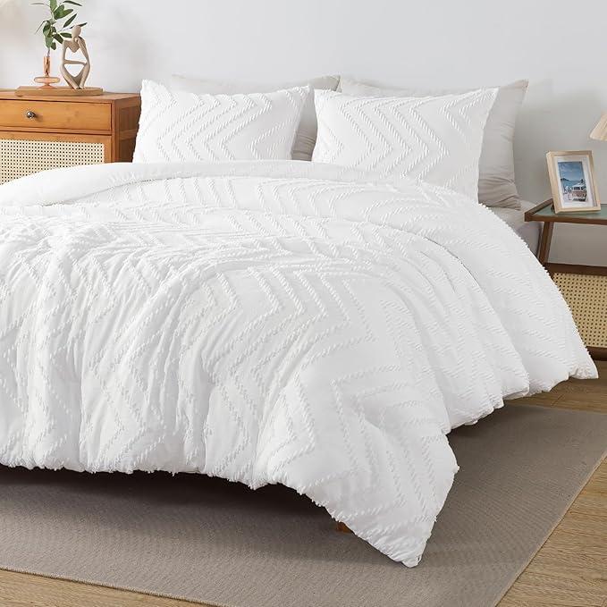 Andency Queen Comforter Set White, Comforters Queen Size Boho Cream Soft Warm Tufted Neutral Bedding Comforter Sets for Queen Bed, 3 Pieces Aesthetic Chevron Farmhouse Cute Bohemian Textured Bed Set (Queen (90"x90"))