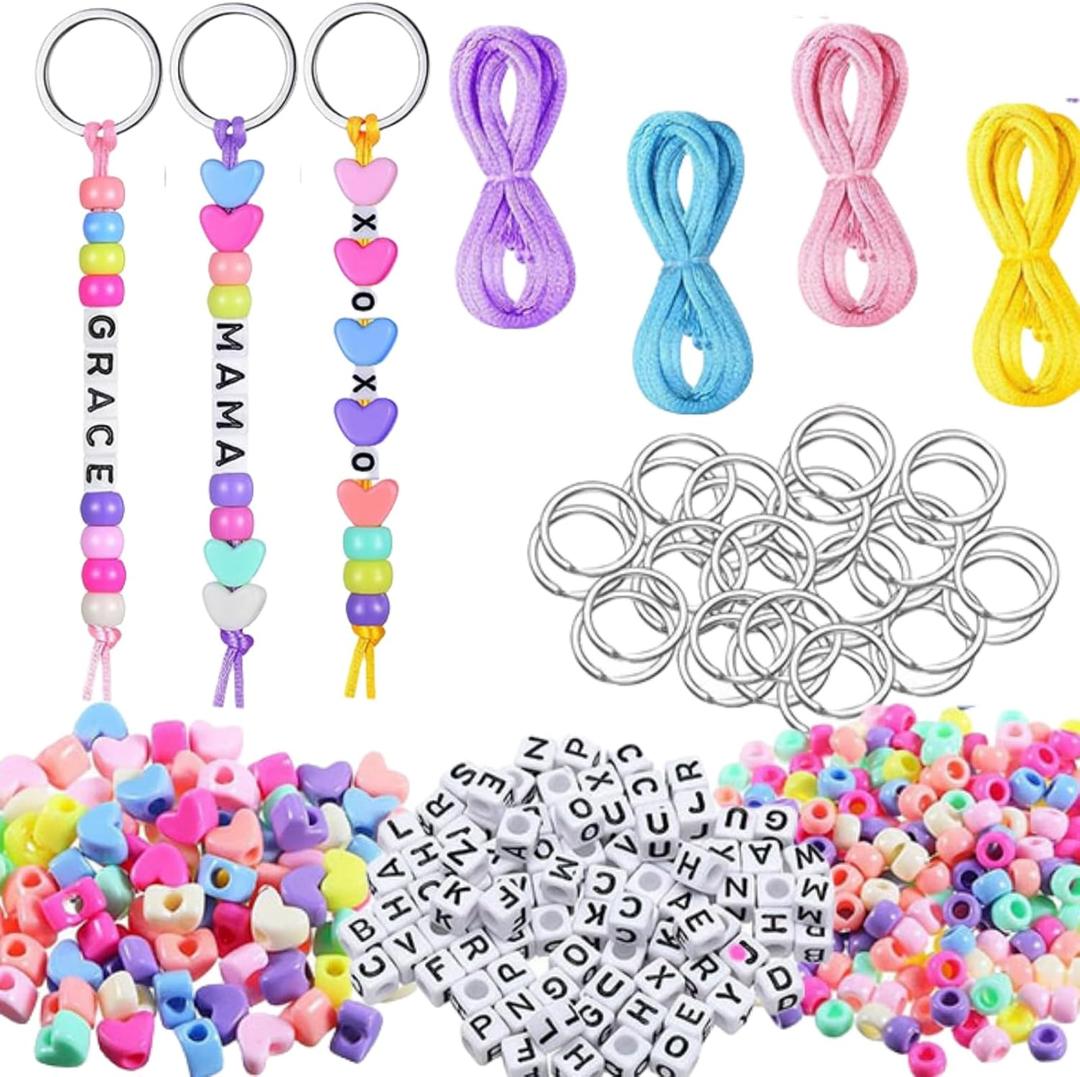 ZEMBOO DIY Bead Keychain Kit - Key Chain Making Craft, Letter Beads for Jewelry Accessories, Festival Party Gift Favor for Mama Dad Lover Singer Fans, Gifts for Teacher (566pcs)
