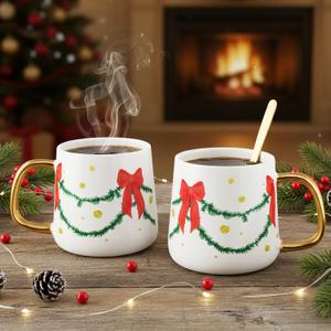2 Pcs Holiday Mugs Set Gift for Couple Parents, Coffee Cup with Golden Handle and Spoon, 10 oz Ceramic Tea Hot Cocoa Cups Gift for Family Home Kitchen Decor(Christmas Garland)