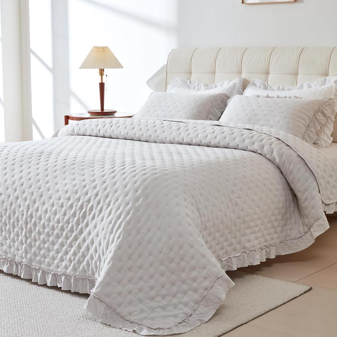 Cmfshape Bedding Set-3 Pieces Ultrasonic Quilt Sets with Ruffled Edges for an Elegant Bedroom Decor Suitable All Season,Light Grey (Queen 92"x96")