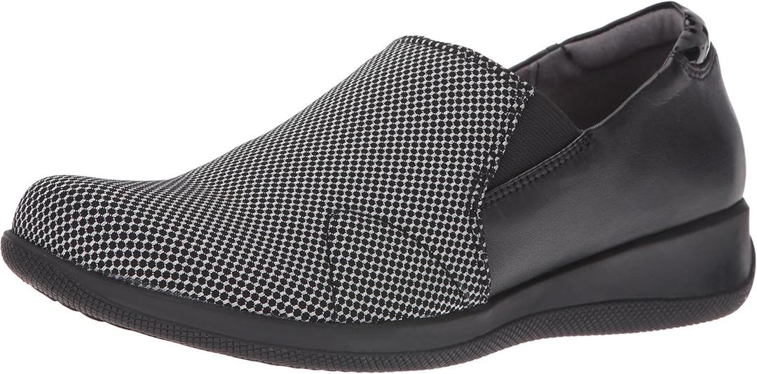 Softwalk Women's Tilton Slip-On Loafer (6, Black/White)