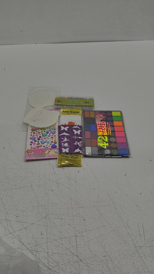 Pintada 42 Color Face Painting Kit for Kids - Non Toxic Water Activated Face Paint Palette With Stencils, Brush, Gems. For Carnival, Halloween, Costume Makeup and Any Creative Activity with Kids Pintada 42 Color Face Painting Kit for Kids - Non Toxic Water Activated Face Paint Palette With Stencils, Brush, Gems. For Carnival, Halloween, Costume Makeup and Any Creative Activity with Kids