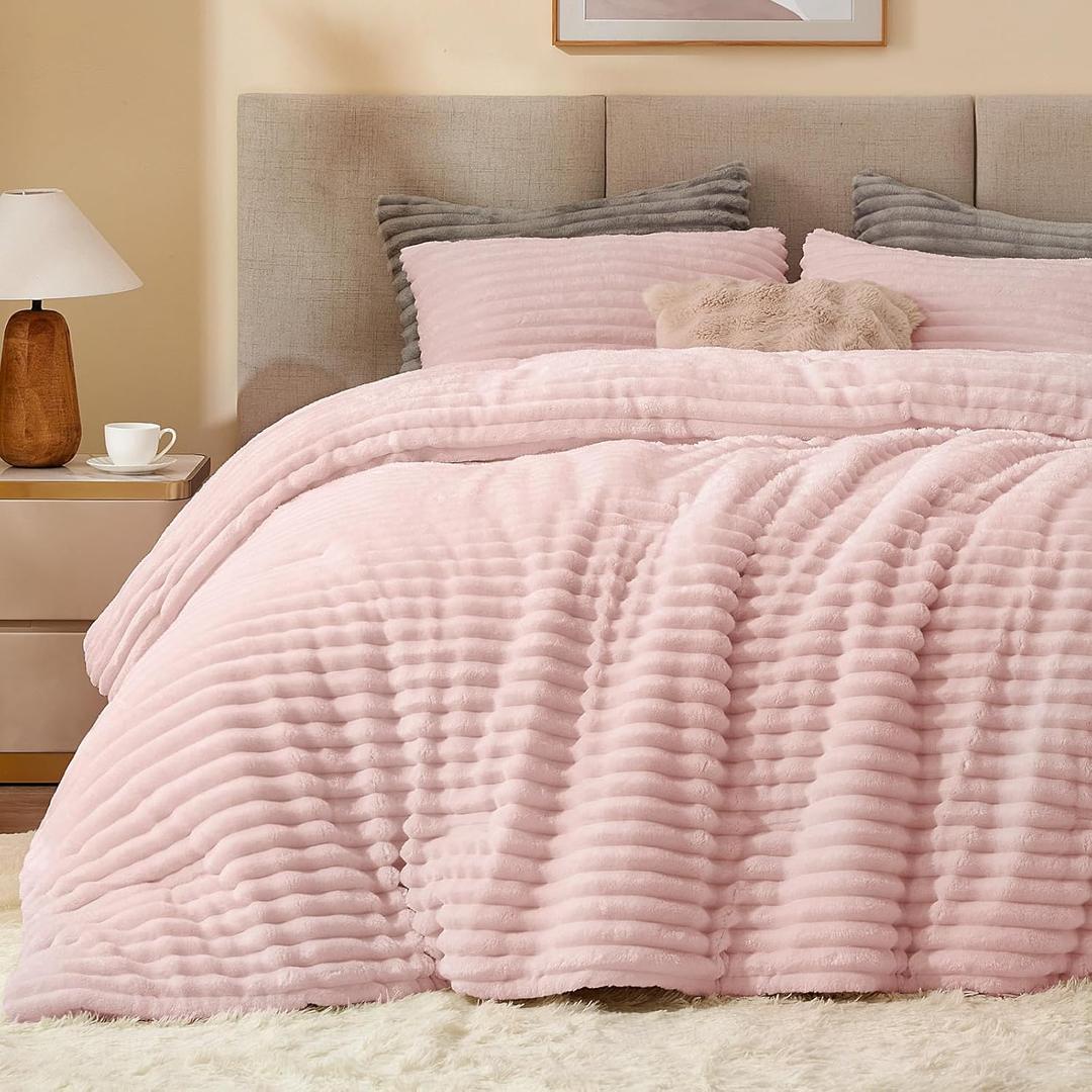 BEDELITE Fleece King Comforter Set -Super Soft & Warm Fluffy Pink Bedding, Luxury Fuzzy Heavy Bed Set for Winter with 2 Pillow Cases