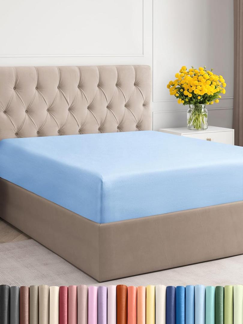 Full Fitted Bed Sheet - Bottom Single Fitted Sheet Only - Soft Hotel Luxury Bedding w/ 8-16 Inch Deep Pockets - Breathable, Cooling & Wrinkle Free - Easy-Care, Fade and Shrink Resistant - Light Blue (19 - Baby Blue)