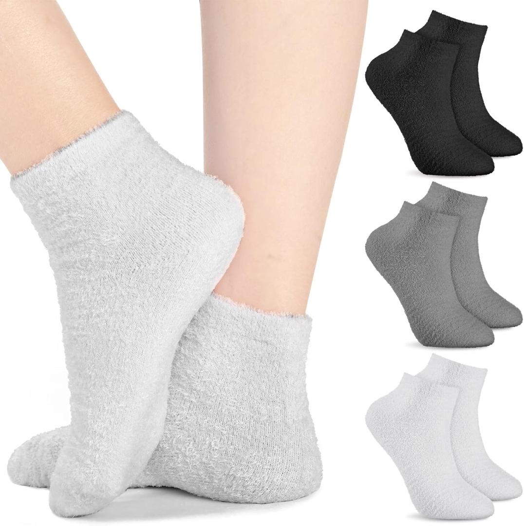 Janmercy 3 Pairs Aloe Socks Moisturizing Spa Infused Gel Sleeping Fuzzy Dry Feet Non Slip Lotion Socks for Women Men Repairing Softening Dry Cracked(Black, Dark Gray, Light Gray)