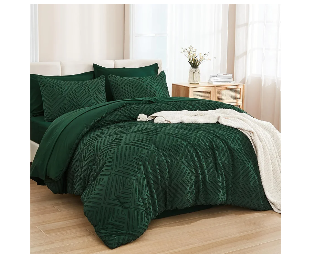 Andency Oversized King Comforter 7 Pieces Dark Emerald Green  Bed in a Bag Oversized King Size Boho Lightweight Fluffy Tufted Bedding Sets with Comforter, Sheets, Pillowcases & Shams