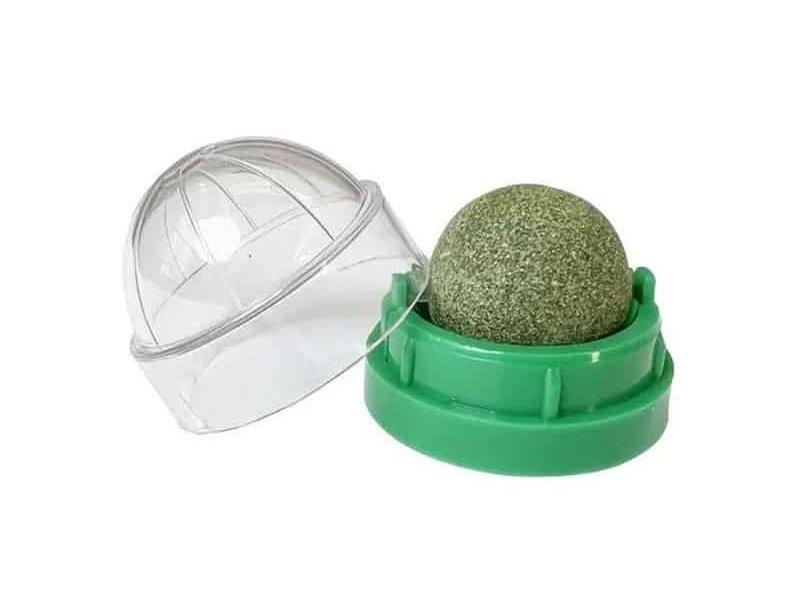 Catnip Ball for Cats Wall, Catnip Wall Ball, Catnip Balls That Stick On Wall, Catnip Roller Ball, Green