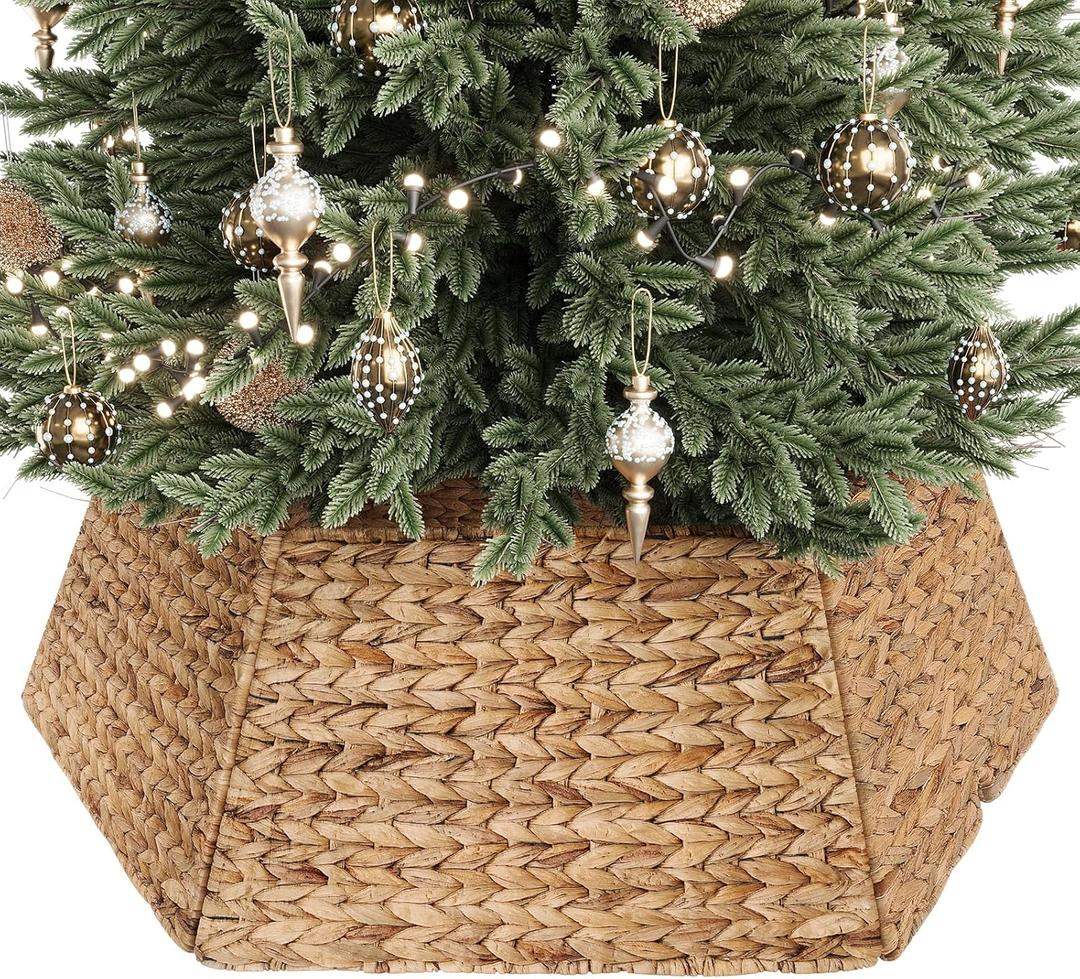ELYKEN 34 Inch Christmas Tree Collar, Water Hyacinth Woven Xmas Tree Skirt for Artificial Trees, Base Cover with Cord Cut Out, Handcrafted Wicker Tree Ring for Holiday Dcor (Natural)