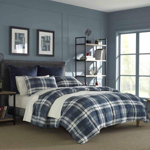 Nautica - King Size Comforter Set, Reversible Bedding with Matching Shams, Stylish Plaid Home Decor (Crossview Navy, King)