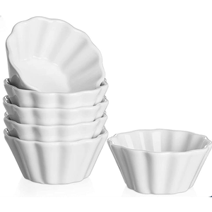 DOWAN Ramekins 8 oz Oven Safe, Creme Brulee Porcelain Ramekins for Baking, Flower-Shaped Custard Cups, Condiments Cups, Souffle Dish, Dipping Bowls, Set of 5, White