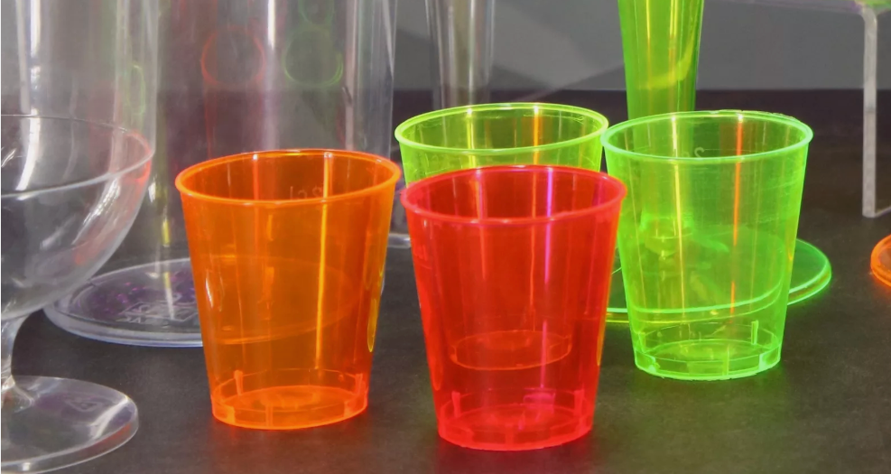 Colored Plastic Shot Cups Set of 6 (5 Pack)