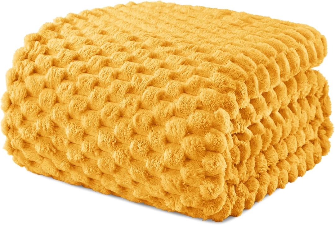 Exclusivo Mezcla Fleece King Blanket for Bed, Extra Large Fuzzy Mustard Yellow Bed Blankets, Soft Cozy Plush Sofa Throws for All Seasons, 90x104 Inches