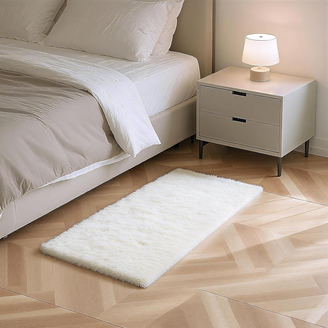 Fluffy Rug Shag Area Rug, White 2x4 Area Rugs for Bedroom, Small Bedside Rug, Soft Fluffy Shag Entryway Throw Rugs for Living Room Bedroom Kids Room Home Decor