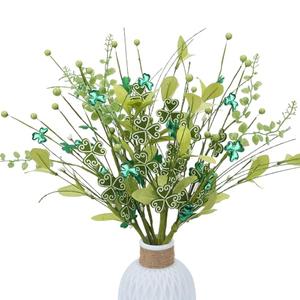 HO2NLE 8Pcs 19.6" St Patrick's Day Flowers Artificial Shamrock Greenery Plant Berry Stems Decor Faux Clover Floral Picks for st. Patrick's Day Table Centerpiece Vase Filler Home Party Decorations