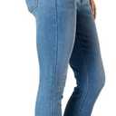 Signature by Levi Strauss & Co. Gold Shaping Pull-On Capris (12)