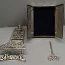 Ihvan Online Metal Quran Box With Stand, Kaaba Door Motif, Islamic Decorations for Home, Muslim Home & Table Decor, Perfect Gifts, Color: Silver