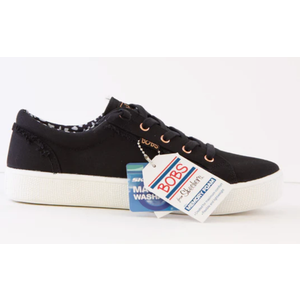 SKECHERS BLACK 7,5 size