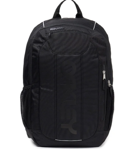 Oakley Unisex Enduro 20L 3.0, Blackout, One Size, Size: One Size
Adjustable mesh padded shoulder straps
Front zip pocket for essentials
Side pockets
Branded lining