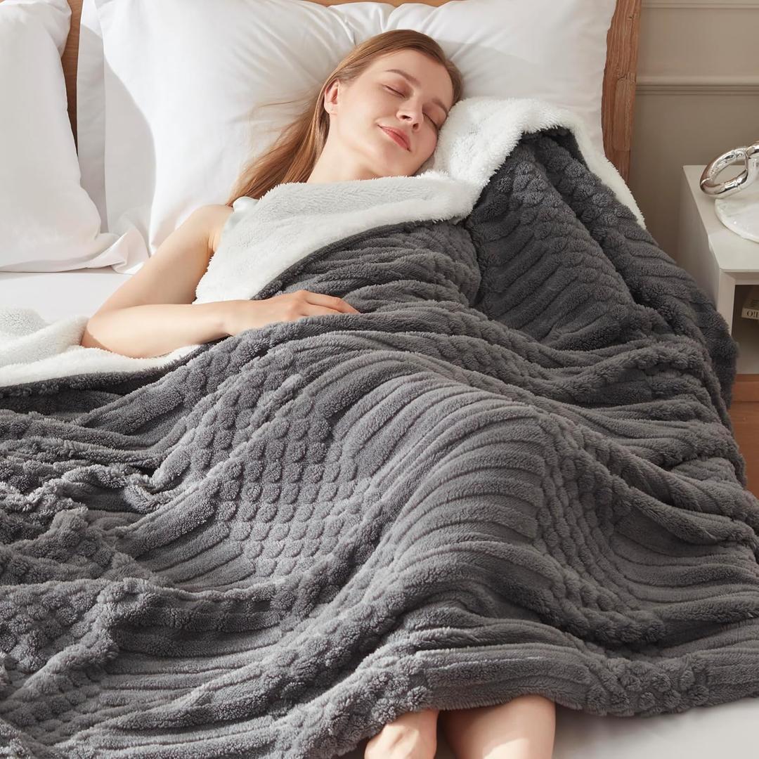 ACCUWARMTH Heated Blanket Twin Size  Fast Warming Heating Electric Blanket with 6 Heat Settings & 4 Hours AutoOff, Ideal Gift for Her, 62"x84", London Grey