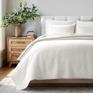 EverGrace 100% Cotton Quilt King Size, Pre-Washed Modern Grid Stitch Lightweight Bedspread Coverlet for All Season, Oversized 3-Piece Bedding Set with 2 Pillow Shams, Bright White