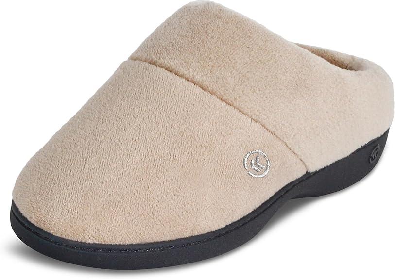 isotoner womens Classic Clog Non-slip Memory Foam Slippers
(8.5-9)