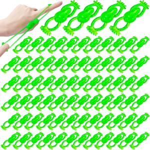 Hanaive 100 Pcs Flying Slingshot Frogs Toys Passover Day Toys Stretchy Slingshot Fun Shooting Flying Green Frogs Playthings Sticky Playthings for Party Favors Birthday Classroom Exchange Prizes Game