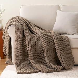Bunnikins & Clover Beige Throw Blanket for Couch, Chunky Knit Beige Throw for Bed, Neutral Throw Blankets Tan Throw Blanket for Room Decor Housewarming Gifts, 50"x60"