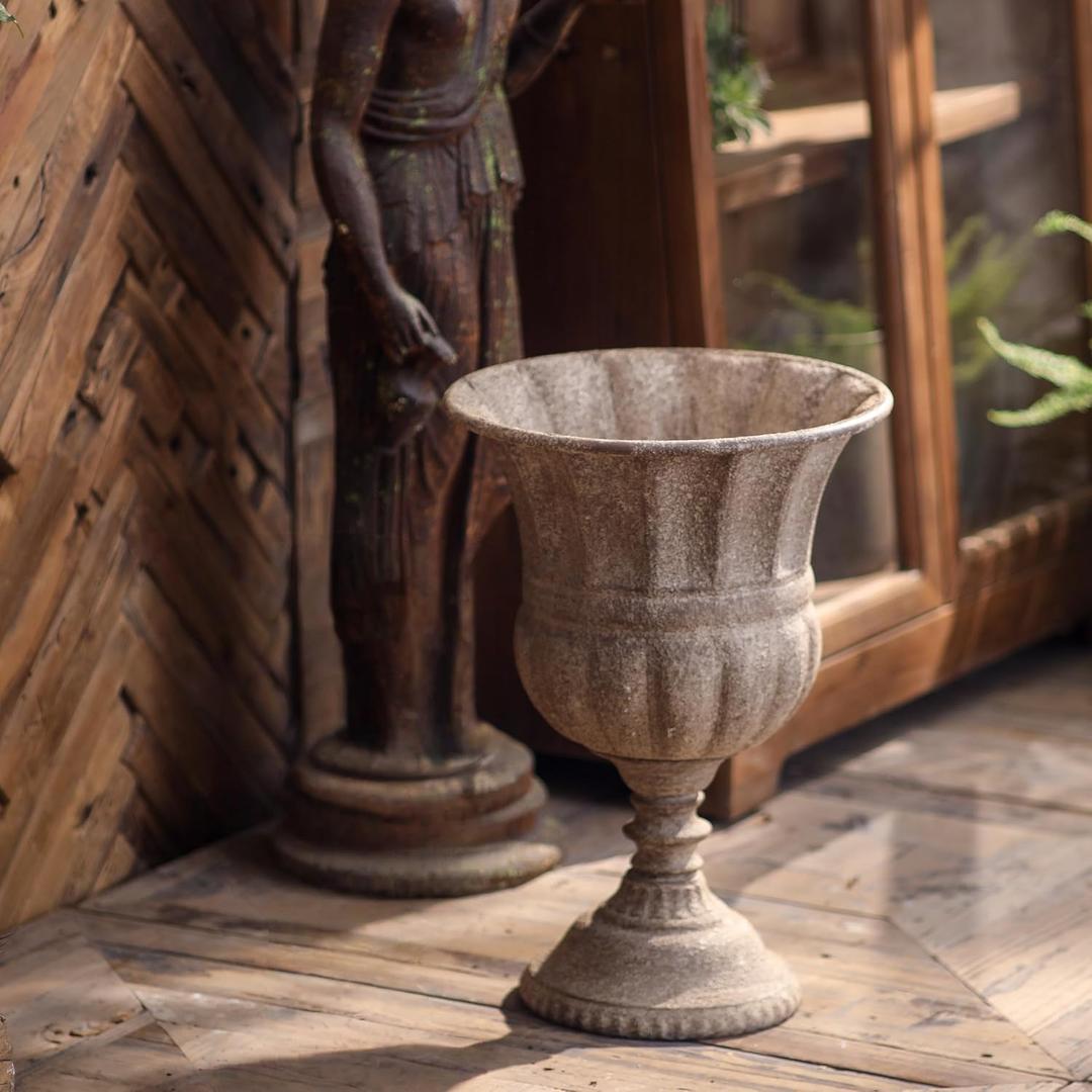 Vintage Urn Planter with Embossed Pattern, Imitation Stone Finish Flower Pot, Distressed Classic Plant Pot for Outdoor Indoor Home Garden Patio Front Porch Entryway12 * 17 in, Large