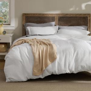 Bedsure Waffle Weave Duvet Cover King Size, Luxury, Soft & Breathable Comforter Cover for All Season, 3 Pieces Wrinkle-Resistant Zipper Bedding with 8 Corner Ties, Pure White