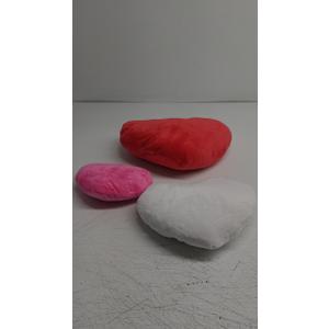 Cute Plush Red Heart Pillow Love Pillow Cushion Toy Throw Pillows for Kids' Friends Fit for Living Heart Throw Decorative Pillows. 3pcs